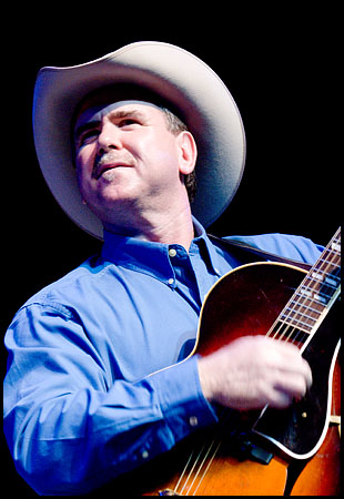 070817-7971-quebesisters