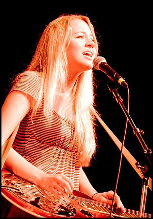 070817-8121-lovellsisters