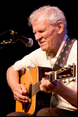 070817-8153-docwatson