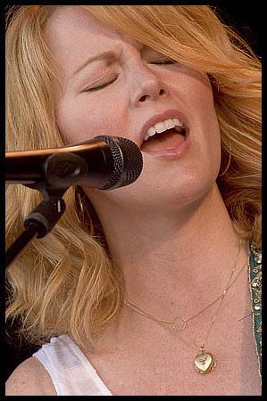 080815-7916-alison_moorer
